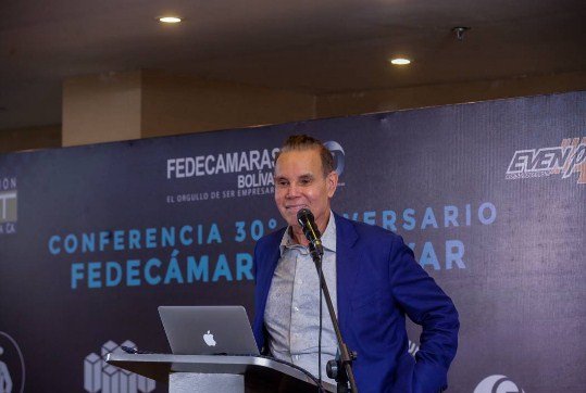 Luis V. León: segundo semestre podría traer crecimiento de 4%