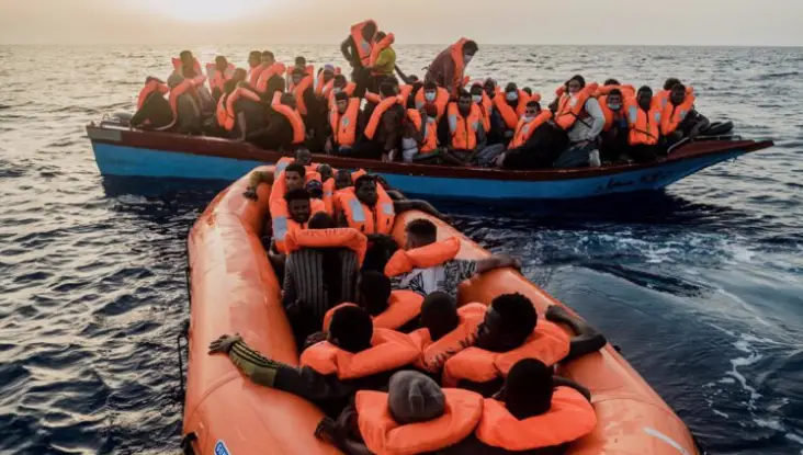 Grecia busca por cuarto día a supervivientes del naufragio