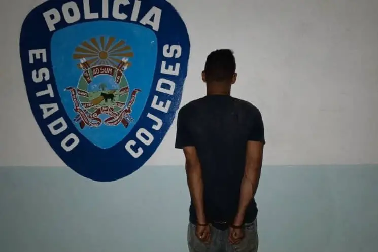 Acosador de menores pretendía llevarse una adolescente a México