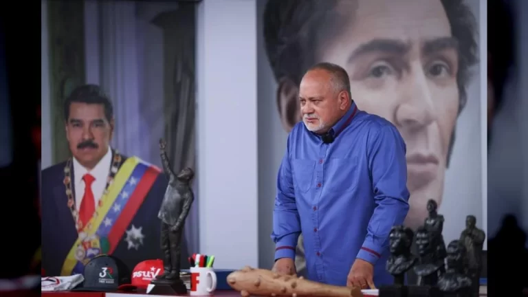 Diosdado Cabello a inhabilitados: No se vistan que no van