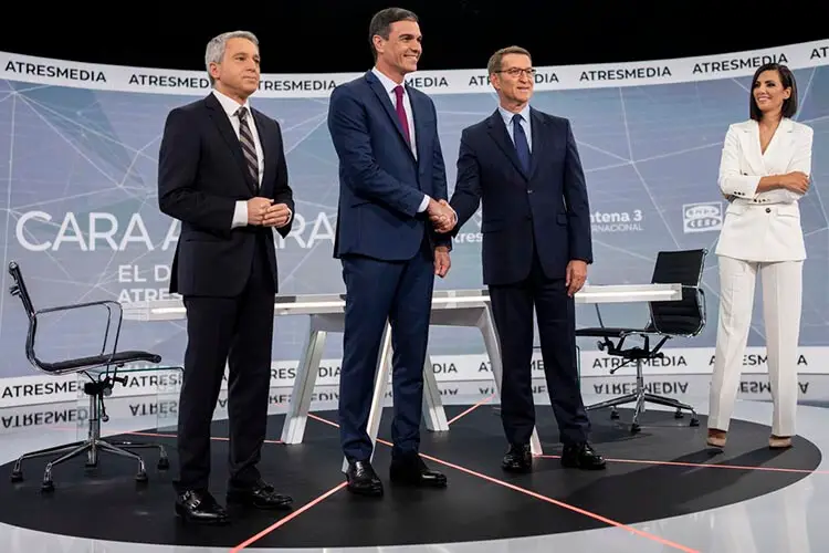 España: Sánchez y Feijóo a la defensiva en debate electoral