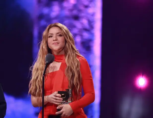 ¡Arrasó! Shakira en Premios Juventud ganó ocho galardones