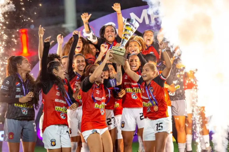 Caracas FC campeón de la Liga Futve Femenina