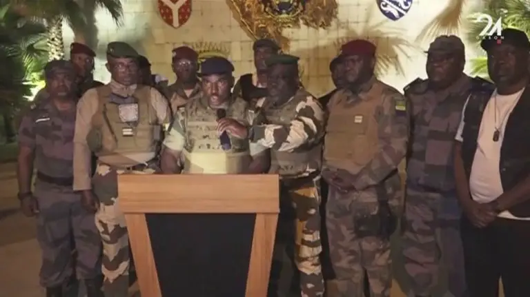 Golpe de Estado | Se alzan soldados en Gabón