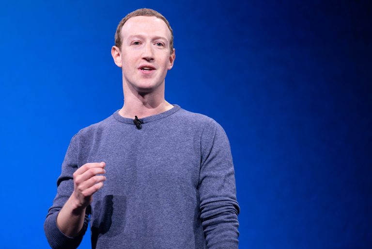Mark Zuckerberg lanzó una IA que traduce cualquier idioma