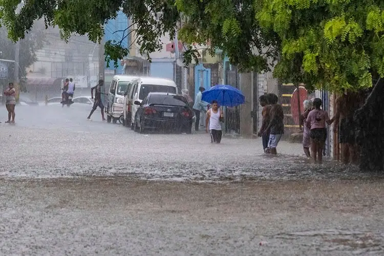 República Dominicana evalúa estragos de tormenta tropical Franklin