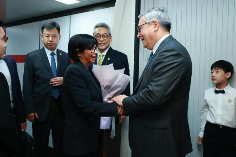 Vicepresidenta Delcy Rodríguez realiza visita oficial a China
