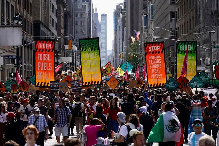 Semana del Clima de Nueva York inicia con protestas