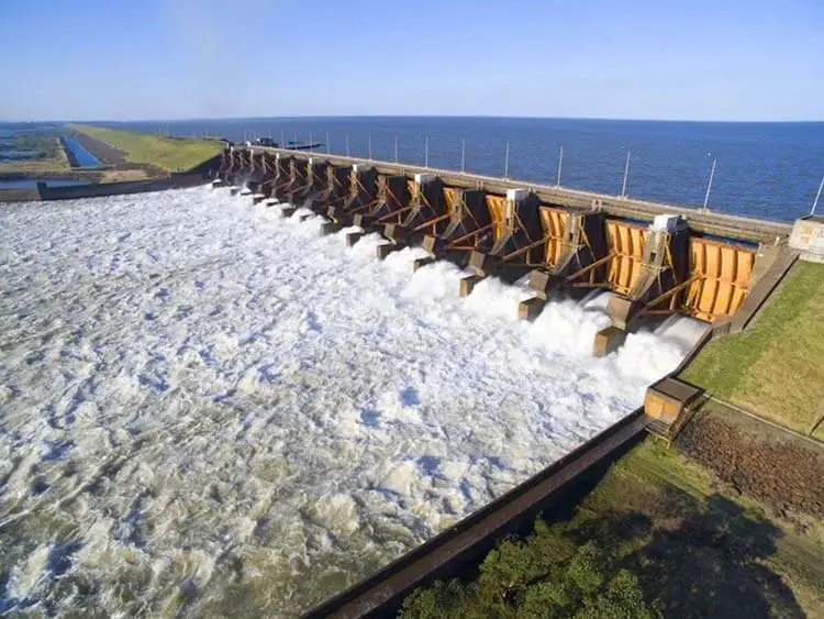 Paraguay retira 100 % de energía de Hidroeléctrica Yacyretá