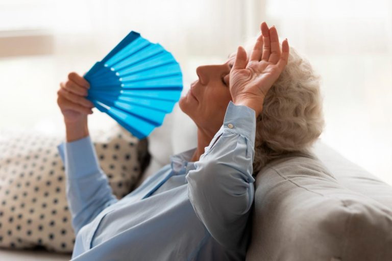 El momento de los bochornos en la menopausia podría dar pistas sobre el riesgo de Alzheimer