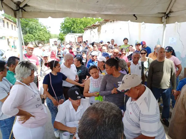 Primarias | Parroquia Santa Ana en Coro muestra su voluntad a votar