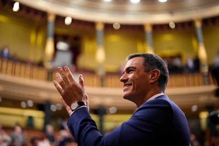 Pedro Sánchez es reelegido como presidente en España