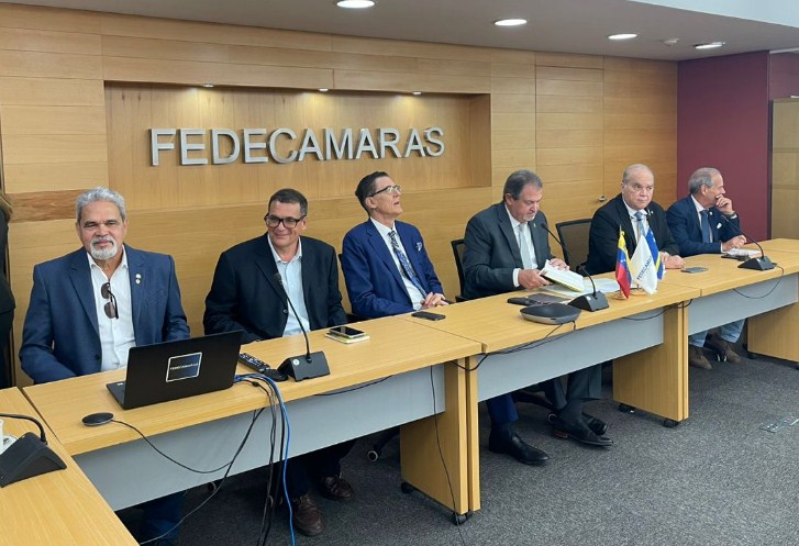Con el propósito de fortalecer una economía enfocada en la libre empresa, Fedecámaras y la Cámara de Comercio de Curazao firmaron acuerdo de cooperación.