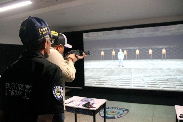 El gobernador, Víctor Clark, inauguró el Polígono de Tiro Simulado de la Academia de Policía del estado Falcón.