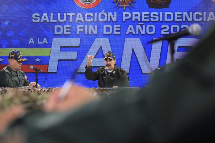 Maduro activa operación militar por buque en Guyana