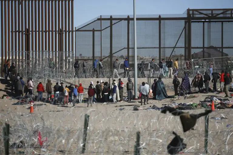 Migrantes, dolor de cabeza de EE. UU. y México