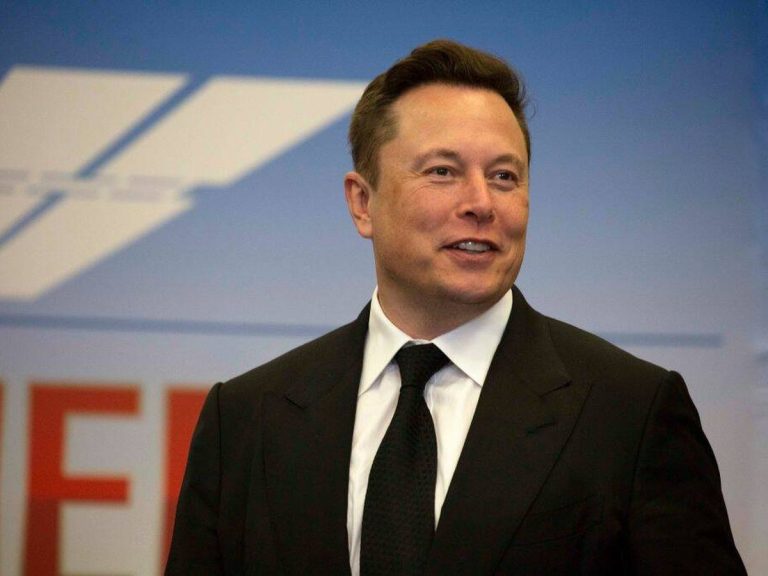 Elon Musk busca recaudar mil millones de dólares para su empresa xAI