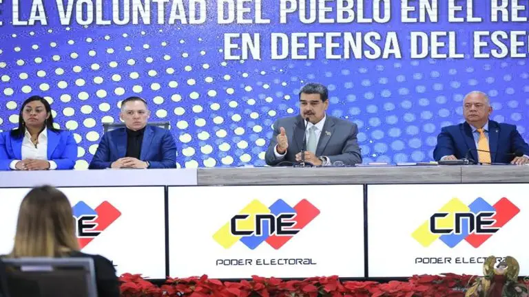 Maduro: es necesario modificar los horarios en las elecciones