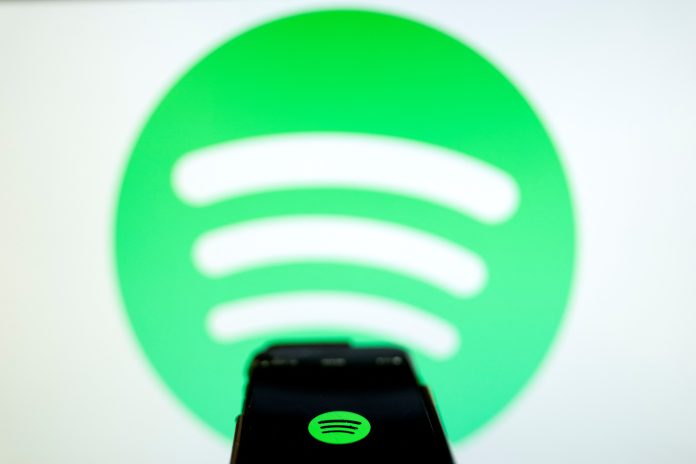 Spotify despedirá a 1.500 empleados para reducir costos