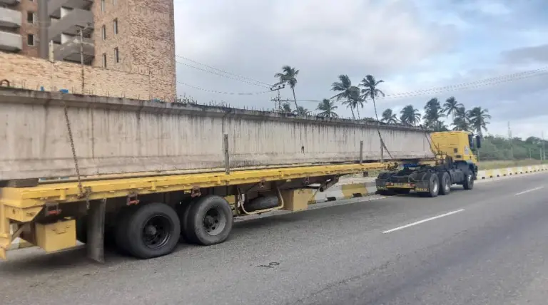 Llegan vigas para reparación de puente La Aragüita en Silva