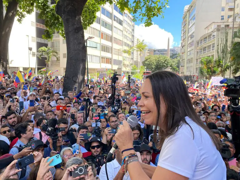 María Corina Machado llegó a Altamira para lanzar “Gana” e hizo un llamado a los chavistas