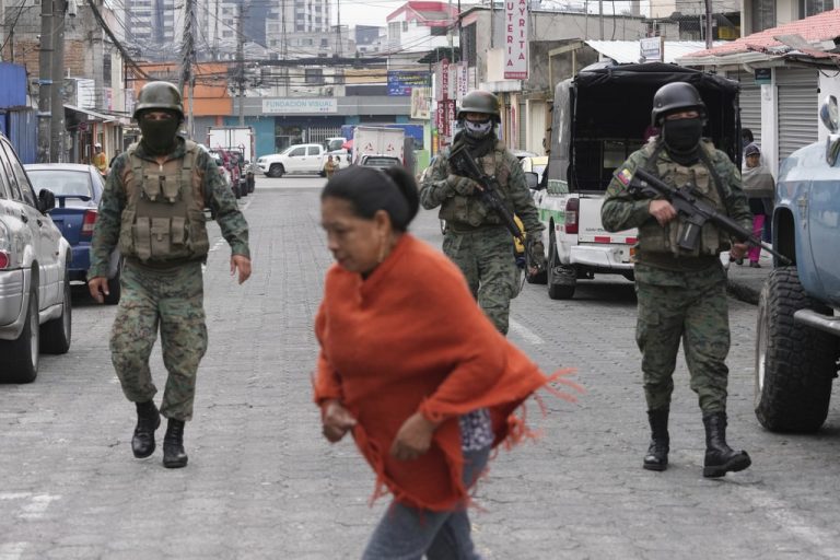 Presidente de Ecuador declara el conflicto armado interno