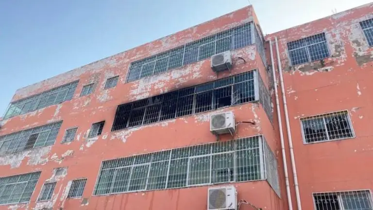 Trece muertos en incendio de un dormitorio escolar en China