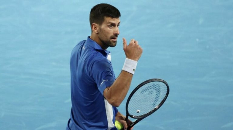 Djokovic sella su pase en el Abierto Australia