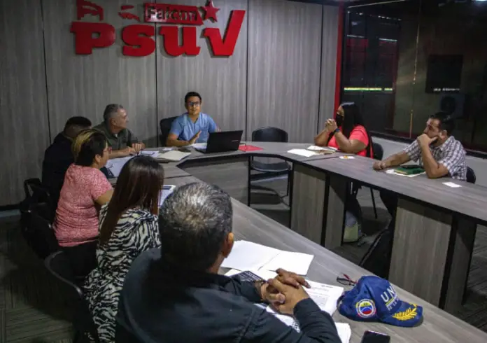 El Partido Socialista Unido de Venezuela en Falcón sostuvo una reunión en la sede del partido, para conformar el Comité de Transformación Nacional.