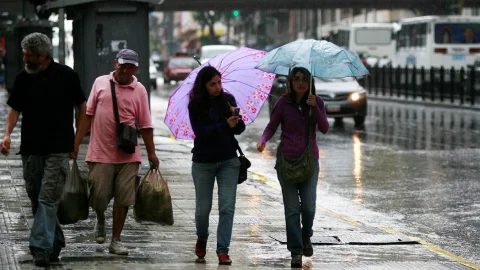Inameh pronostica que seguirán las lluvias en el país