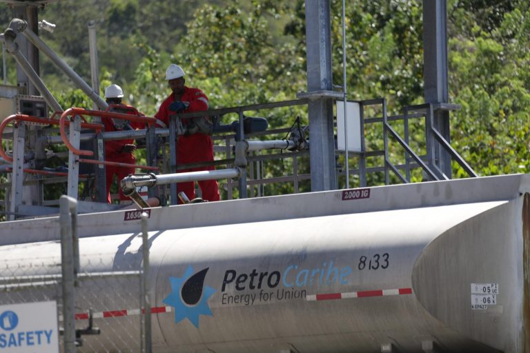 Petrocaribe | Venezuela busca cobrar deuda a países beneficiados