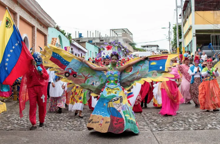 Píritu se unió a la alegría del Carnaval con popular desfile