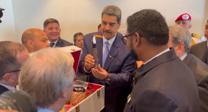 Maduro cofre