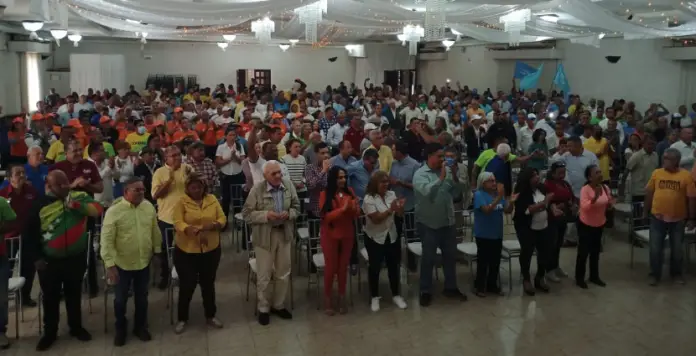 Las 18 organizaciones políticas que apoyan la candidatura de Maria Corina Machado obtuvieron sus tareas dentro del comando de campaña 