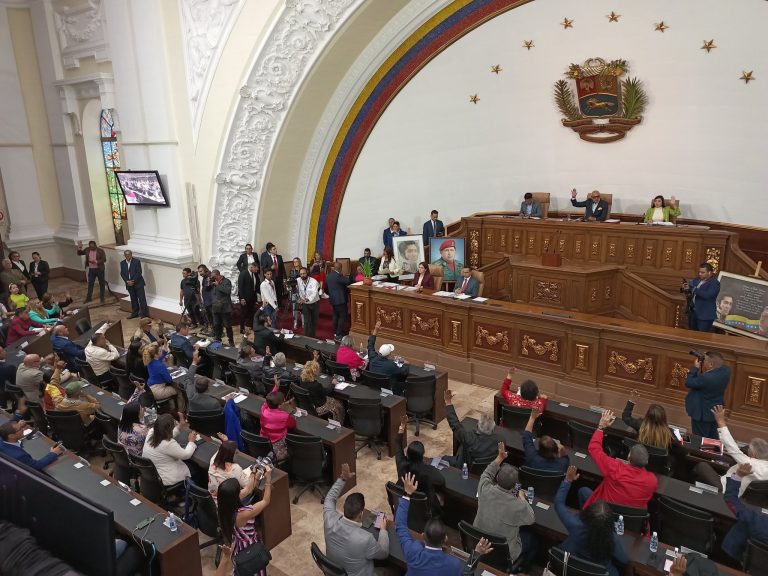 AN aprobó Ley sobre Servicios Aéreos entre Venezuela y China