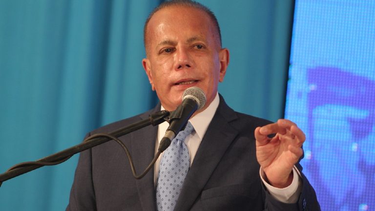 Manuel Rosales reiteró el llamado a negociar con el gobierno de cara a las presidenciales