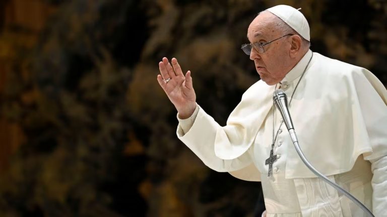 El Papa Francisco hace un llamado a evitar “un conflicto aún mayor”