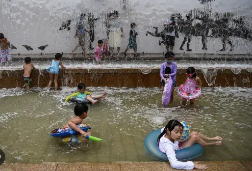 Ola de calor | Millones de niños de Asia Oriental en riesgo