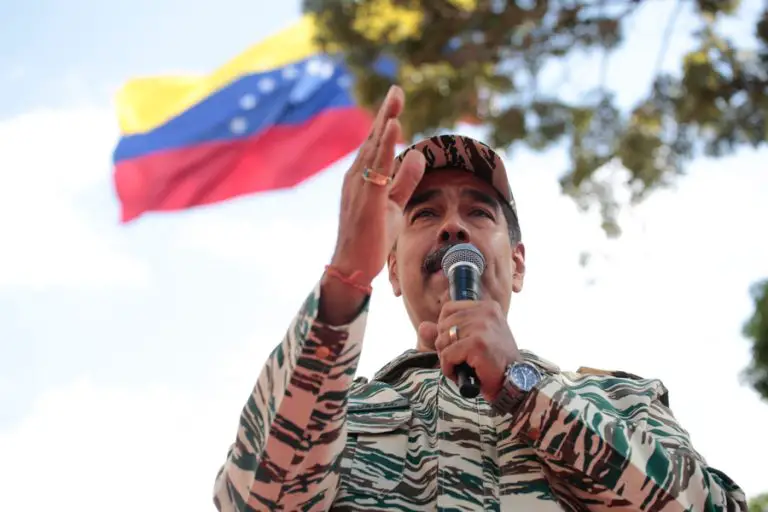 Maduro enviará a referéndum su propuesta de cadena perpetua por corrupción