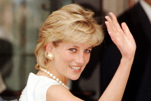 Subastarán el primer contrato de trabajo de la princesa Diana