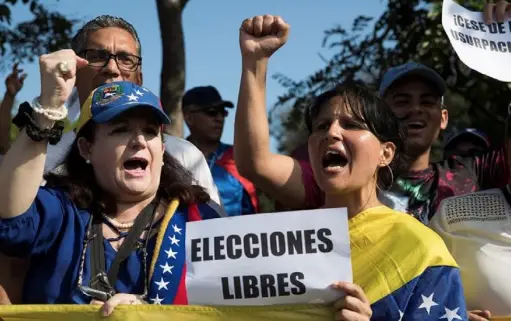 Santos insta a Lula y a Petro a mediar por elecciones libres en Venezuela