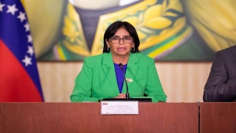 Delcy Rodríguez: Guyana “amenaza la paz” de la región