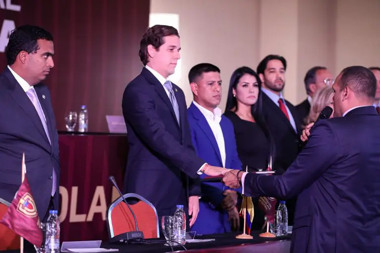 Jorge Giménez repite como presidente de la FVF (VIDEO)