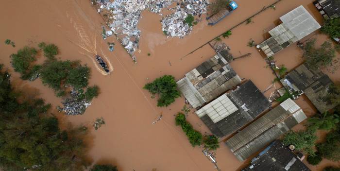 Lluvias en Brasil: 70.000 desalojados y 58 muertos