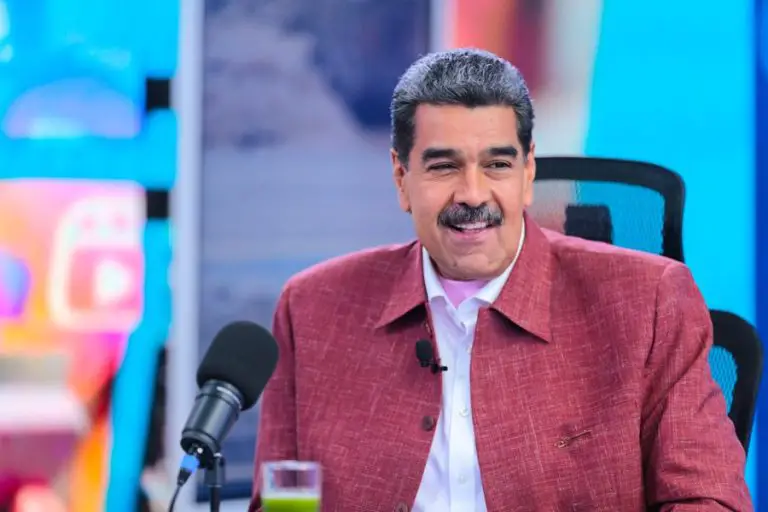 Presidente Maduro anuncia que llamará a un diálogo nacional