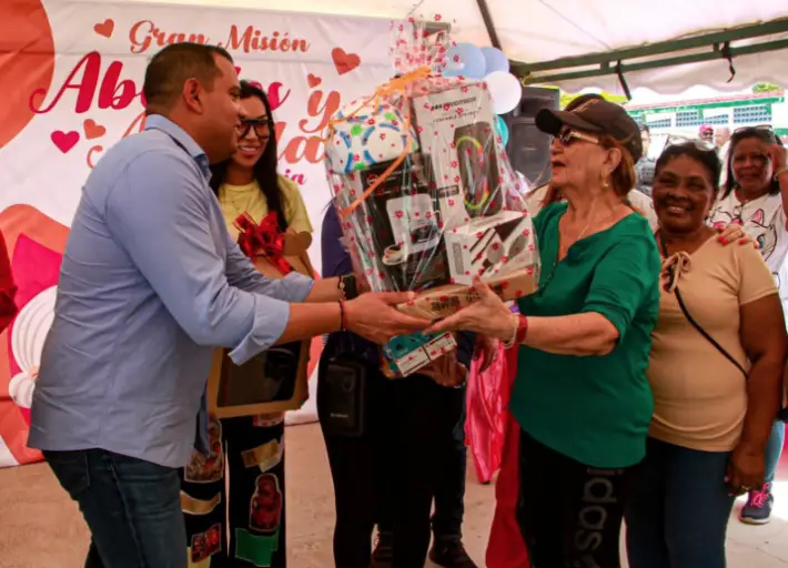 Como iniciativa del presidente Maduro se desplegó en Falcón la Gran Misión Abuelos y Abuelas de la Patria, cuyo propósito es mejorar la calidad de vida.