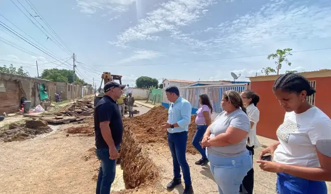 Miranda Sin Botes interviene 80 mts de colector en Curazaíto