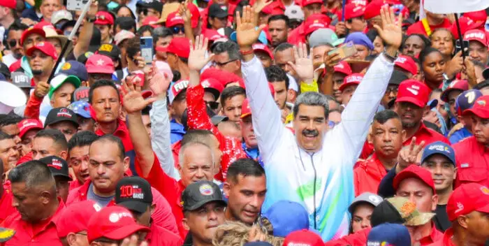 Maduro consolida amplia ventaja en intención de voto de cara a las presidenciales