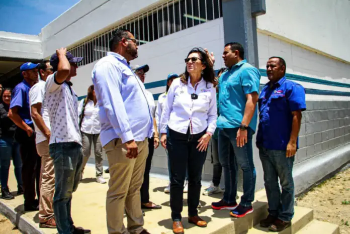 Este miércoles el gobernador Víctor Clark estuvo acompañado por la presidenta de la Misión Venezuela Bella, Jacqueline Faria, para efectuar las inspecciones.