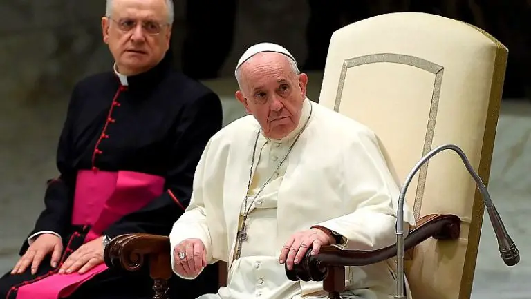 El papa Francisco reitera no admitir a homosexuales en los seminarios